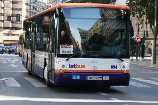 La oposición y la Plataforma La Costera Sur también es Murcia denuncian la situación del transporte público en pedanías