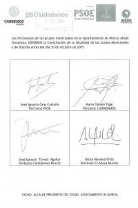 Solicitud presentada por los cuatro portavoces de los grupos municipales.