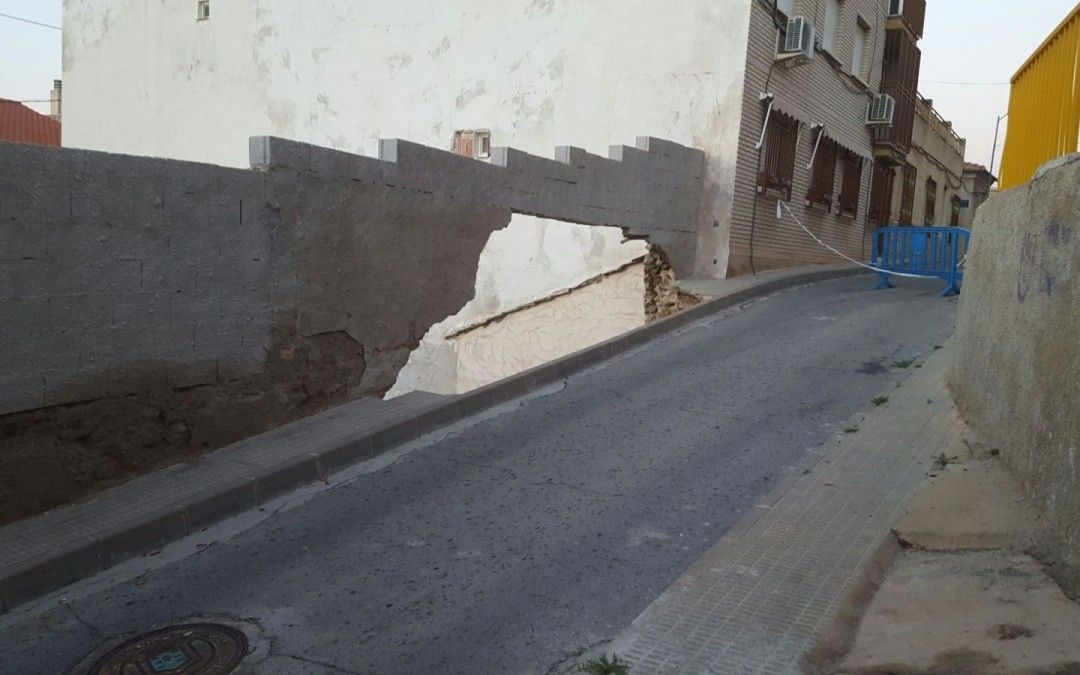 El PSOE solicita un estudio geológico de la zona alta de Algezares tras aparecer un socavón en una de las calles
