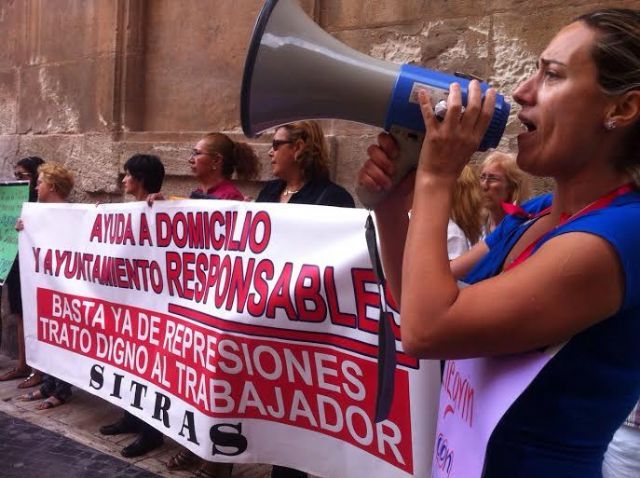 El PSOE exige que se convoque de manera urgente un nuevo concurso para el contrato del servicio de Ayuda a Domicilio