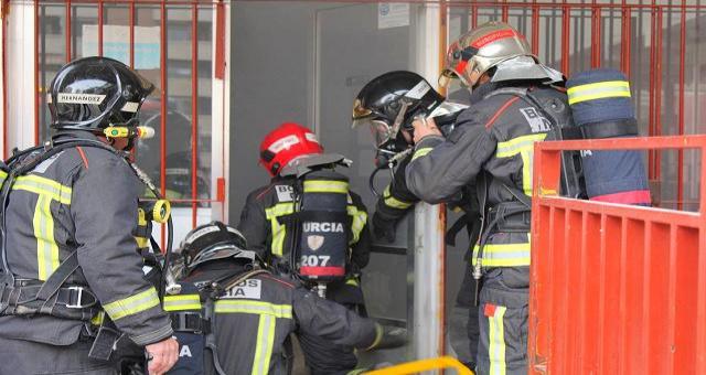 El PSOE exige a la Concejalía de Seguridad que atienda las necesidades de los bomberos y que convoque cuanto antes las 30 plazas comprometidas