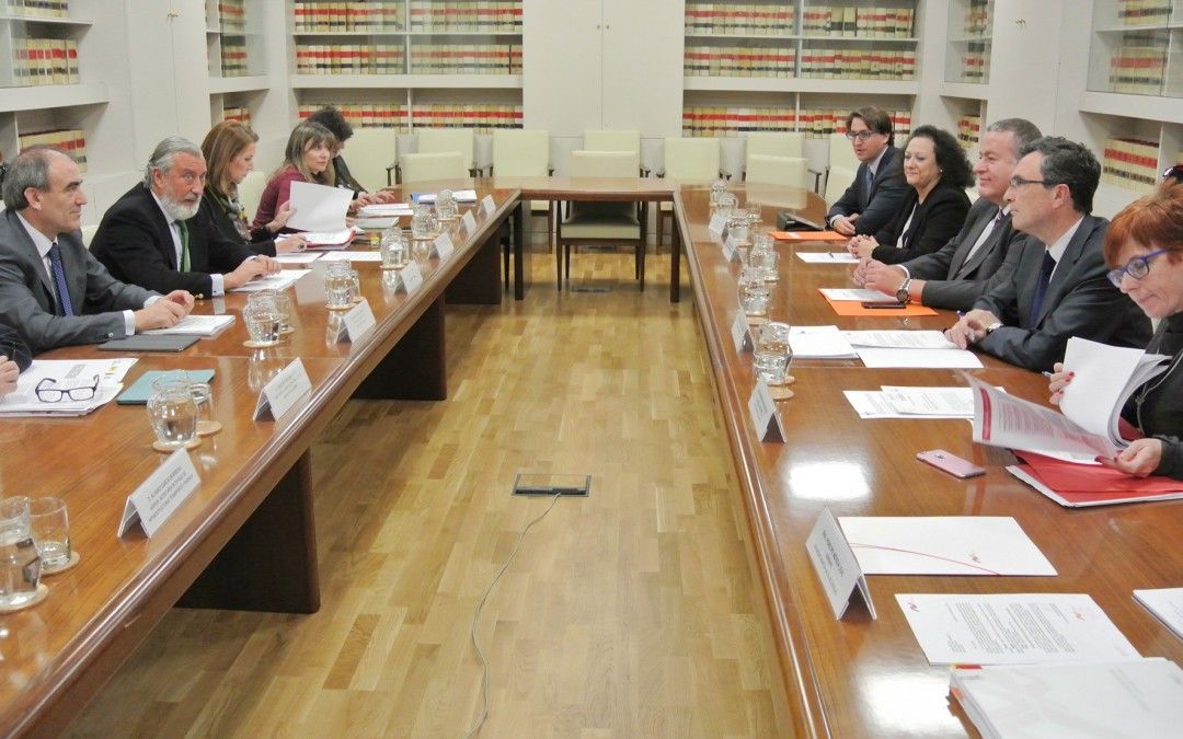 El PSOE mantiene que aún existen dudas de legalidad en las obras del soterramiento y faltan por concretar las fases y la financiación