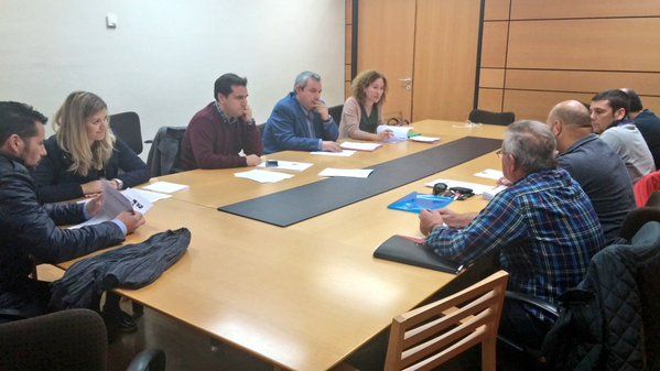 Los grupos de la oposición muestran su apoyo a los bomberos de Murcia y exigen soluciones urgentes al Gobierno municipal