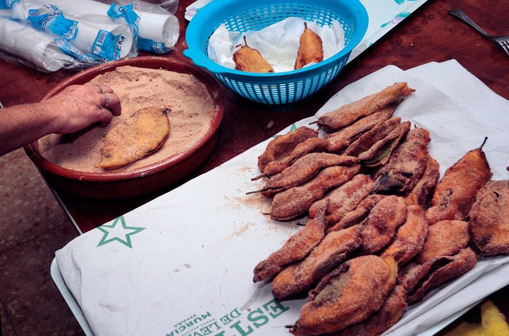 Paparajotes en la Peña Huertana «El Almirez»