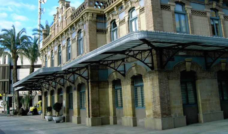 El PSOE denuncia la privatización por parte de Emuasa de uno de sus servicios
