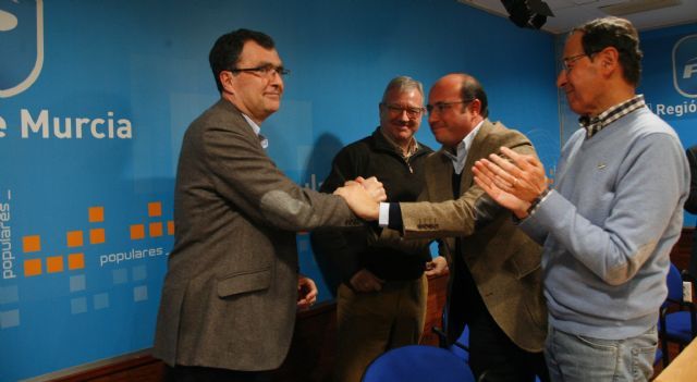 El PSOE exige al PP que anteponga las necesidades de los murcianos a la contratación de asesores