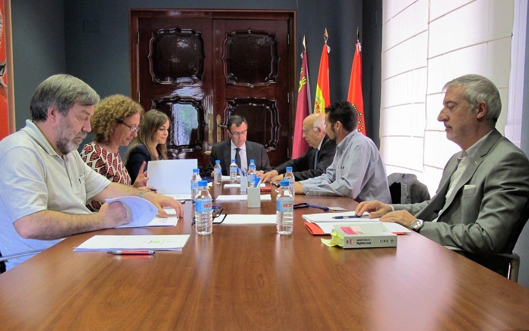 El PSOE propondrá una moción conjunta para que se cumpla la ley y no se legalicen “por interés social” los siete edificios ilegales en la UCAM