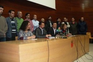 Un momento de la rueda de prensa ofrecida por los grupos municipales.