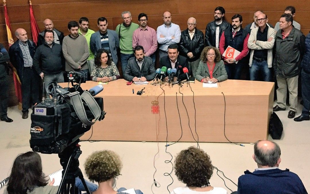 La oposición en el Ayuntamiento de Murcia critica que Ballesta y el PP tienen paralizadas y bloqueadas las juntas municipales