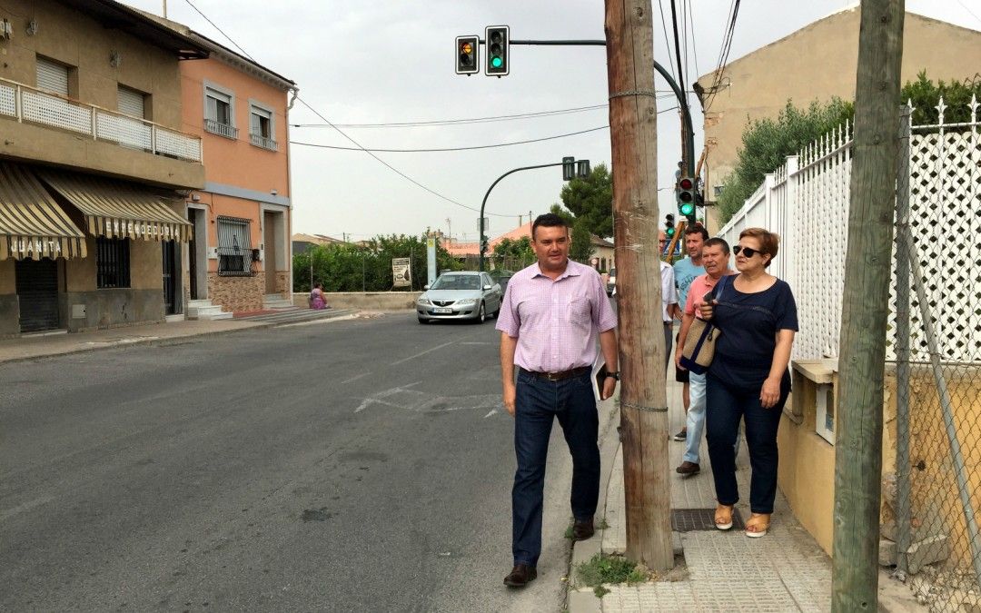 El PSOE reclama la mejora de la accesibilidad en las aceras  y solucionar los problemas de seguridad vial en el Camino Albadel