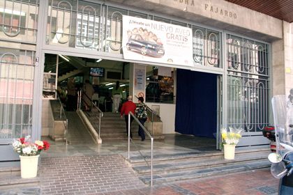 El PSOE exige a Ballesta que apueste por el comercio local y revitalice las plazas de abastos de Murcia