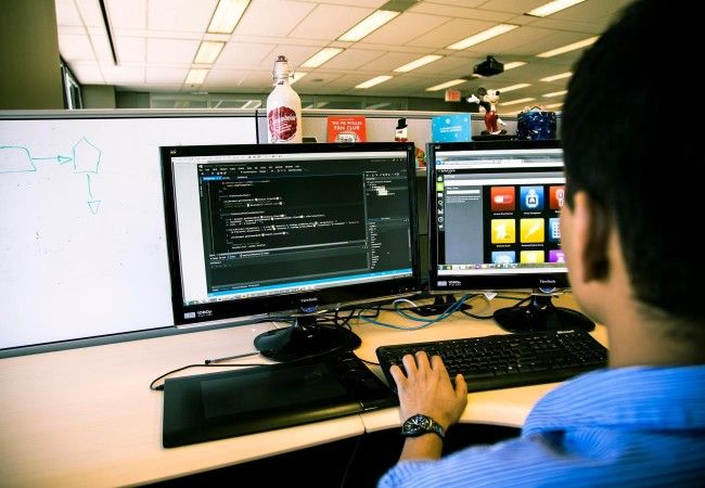 Los grupos de la oposición alertan sobre un posible fraude de ley en la convocatoria de puestos de Informática