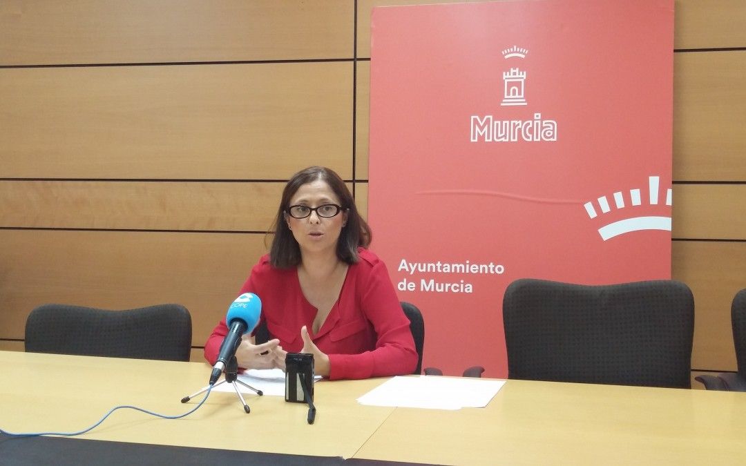 El PSOE exige al gobierno de Ballesta que levante la prohibición a las juntas municipales para invertir en los colegios públicos