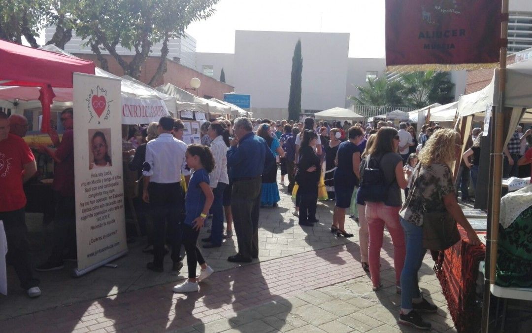 Aljucer ha acogido este domingo la sexta feria de asociaciones de la pedanía