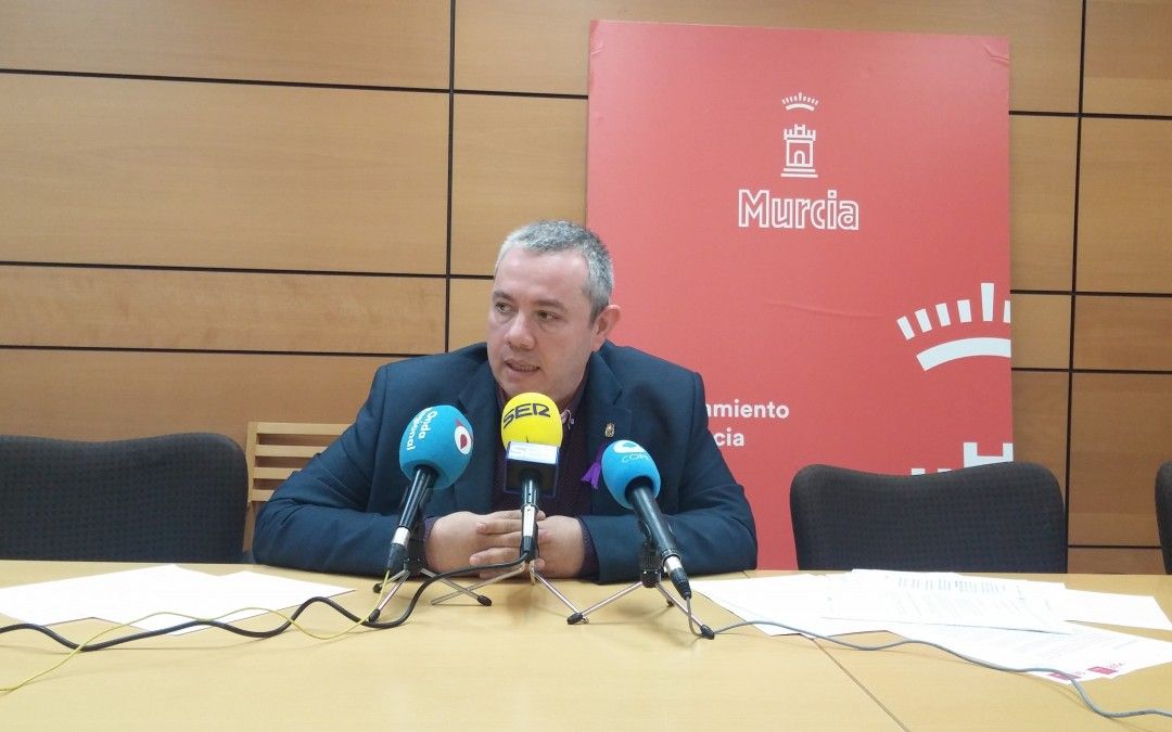 El PSOE denuncia el incumplimiento de Latbus del convenio de las líneas 30 y 78, al no contratar nuevos conductores para cubrir el servicio a pesar de recibir financiación para ello