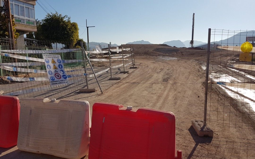 La oposición vuelve a reclamar alternativas al puente del camino de Tiñosa y exige a Ballesta que reciba a los vecinos afectados