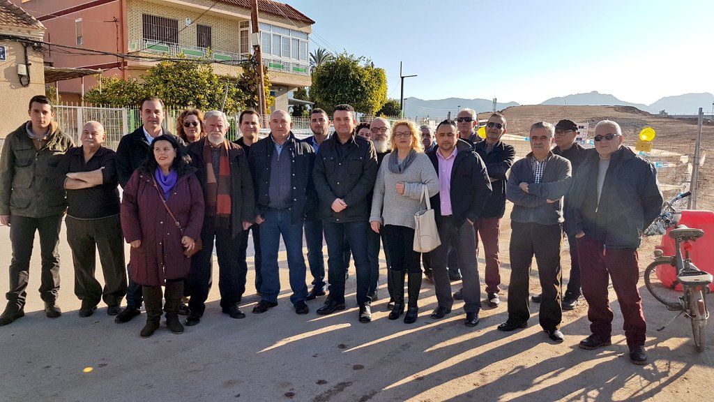 El PSOE exige nuevamente al gobierno de Ballesta la realización de un paso subterráneo que cruce las vías en camino de Tiñosa