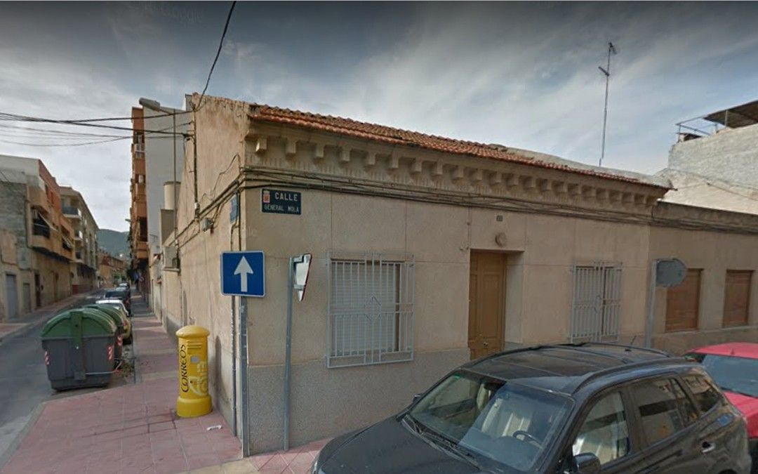 El PSOE exige a Ballesta «que deje de jugar al despiste con la Memoria Histórica y cambie de una vez calles como la de Francisco Franco en Lobosillo»