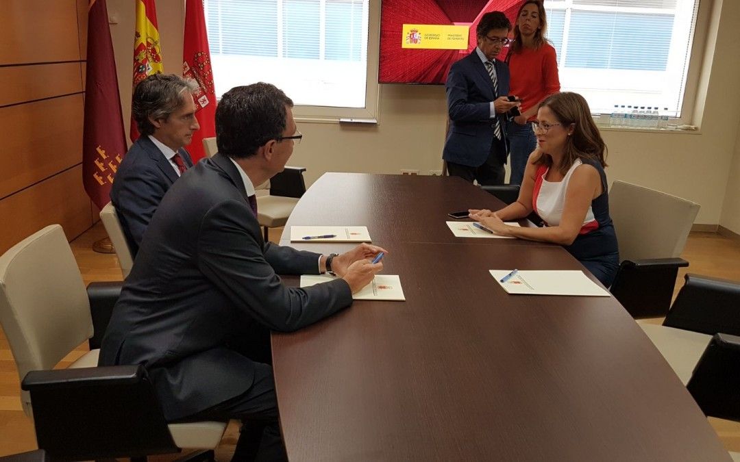 El PSOE advierte al ministro de Fomento que “el agujero para el soterramiento debe estar iniciado antes de la primera entrada del AVE a Murcia”