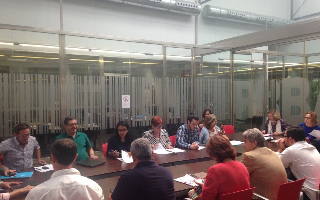 El PSOE pide la firma de un convenio con la UMU para poner en marcha instrumentos que permitan elaborar los presupuestos con perspectiva de género