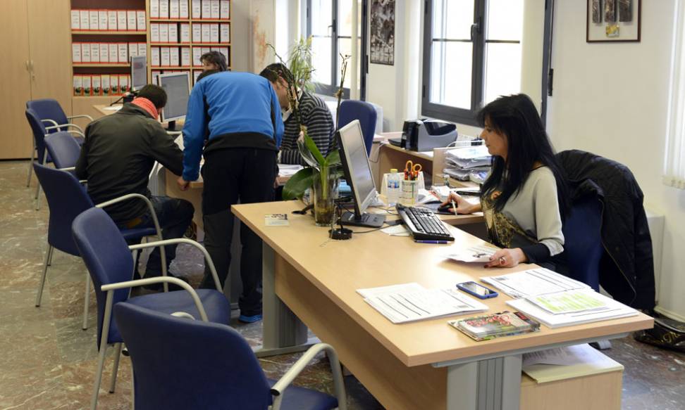 El PSOE augura un colapso de muchos servicios municipales por la falta de personal