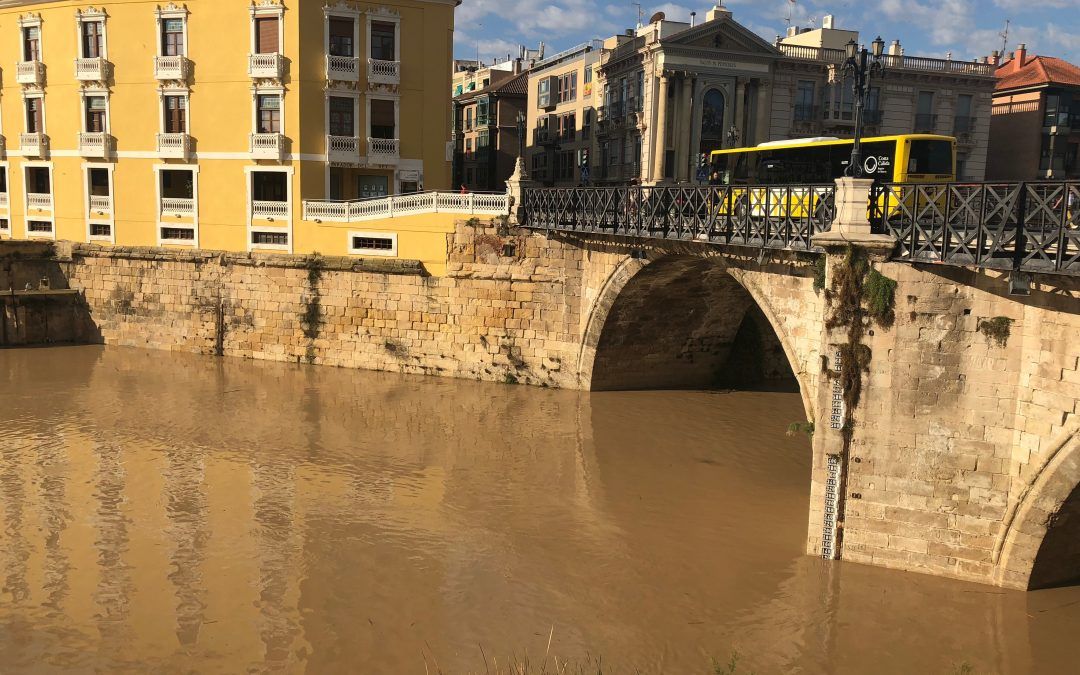 El PSOE denuncia la “pasividad” del PP ante los episodios de contaminación del aire y del río, pese a todas las propuestas presentadas