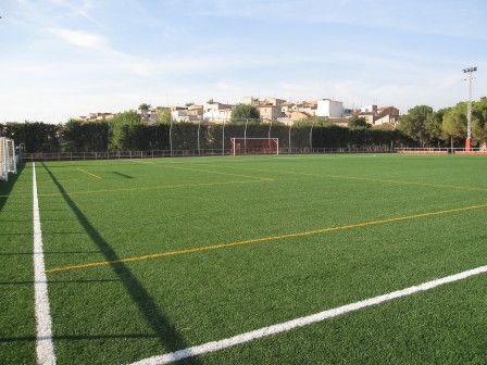 El PSOE insiste en apoyar a los clubes de fútbol que trabajan con la base mientras Deportes se centra en «sangrarles» económicamente