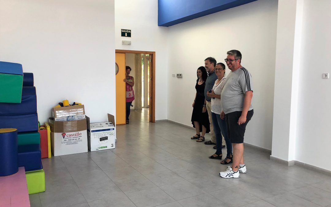 PSOE y Cambiemos Murcia visitan la escuela infantil El Lugarico, tras lograr su traslado al centro de conciliación en mejores condiciones