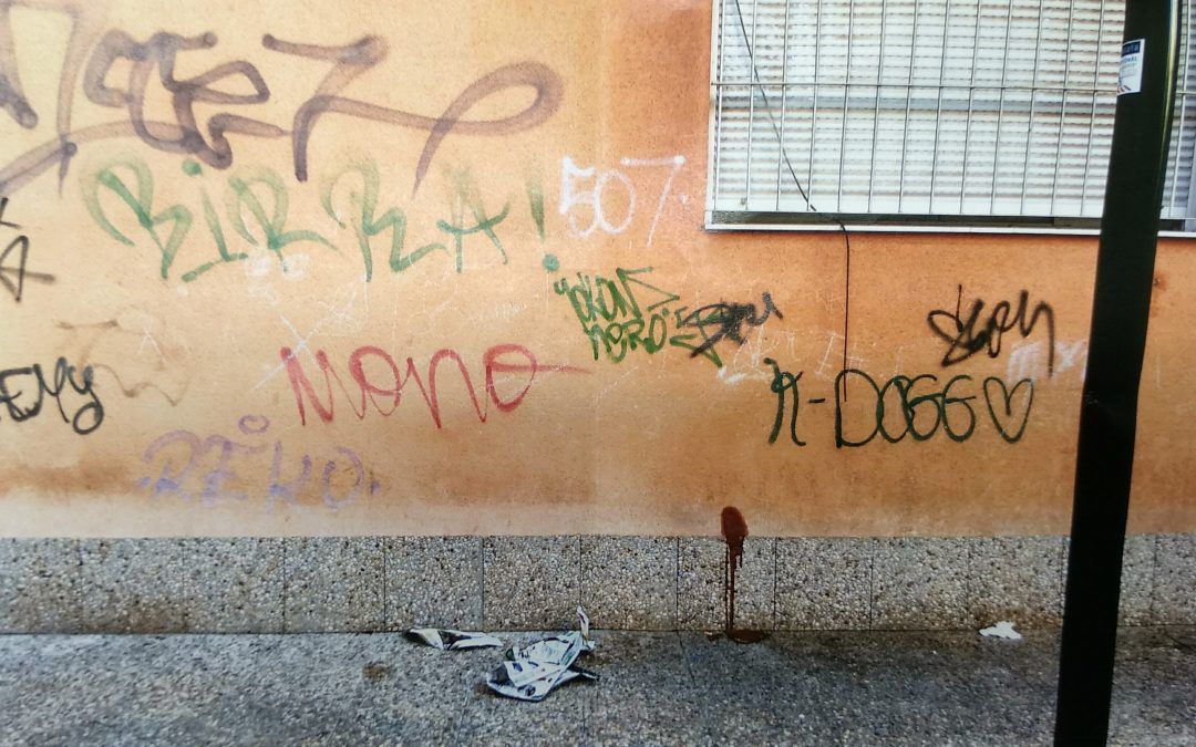 El PSOE reclama «limpieza de choque» en el barrio del Carmen y «una solución digna» para los mendigos que duermen en la calle