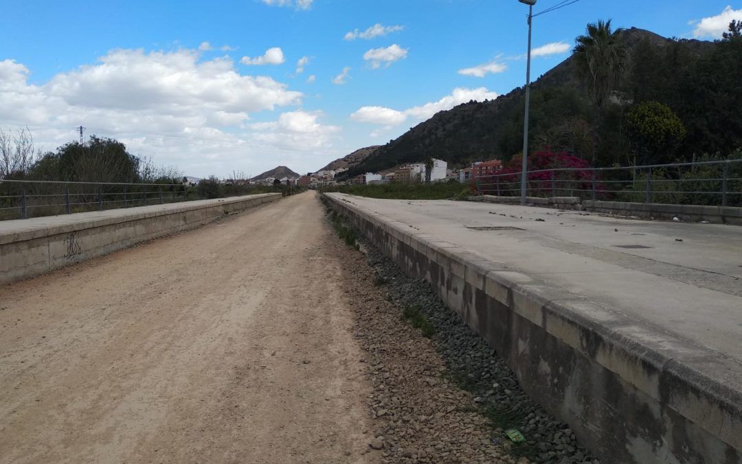 El PSOE tacha de ‘irresponsable’ a Ballesta al entender que pretende inaugurar de forma velada la vía verde inacabada entre Alquerías y Los Dolores