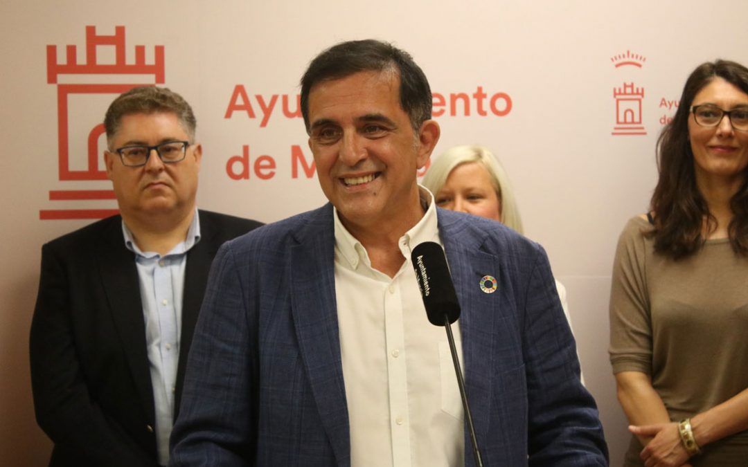 El PSOE presenta una moción para acabar con el «descontrol» del equipo de Gobierno y asegurar la descentralización municipal