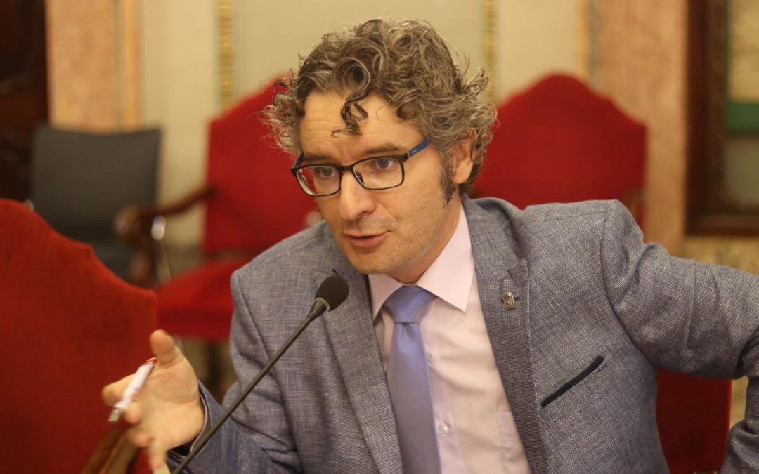 El PSOE llevará a Guillén al juzgado por su “persistente opacidad” en la gestión de su Concejalía y por la “zancadilla continua” a la oposición