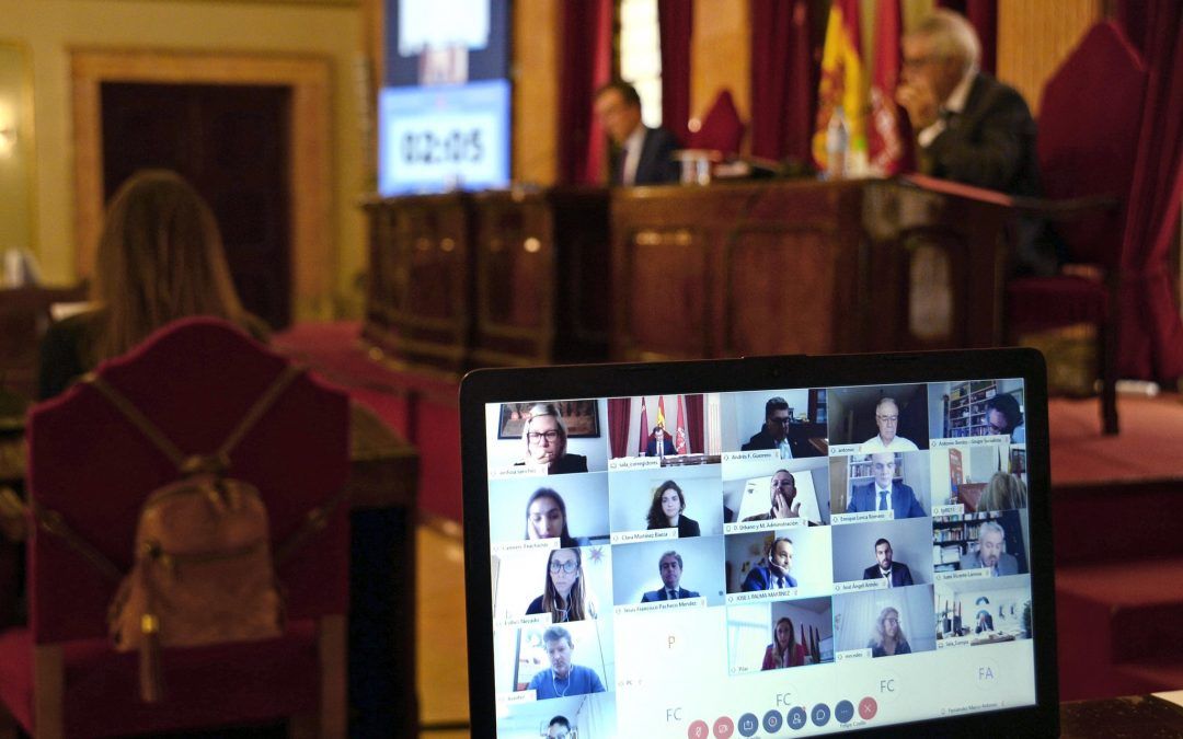 El PSOE logra el apoyo necesario para ampliar la plantilla de Servicios Sociales, la teleasistencia a los mayores de 80 años y las becas comedor