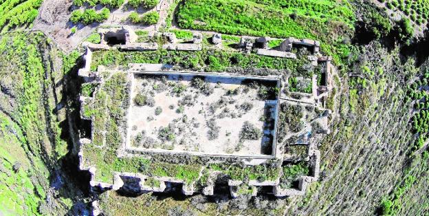 El PSOE celebra la inversión de casi 1,5 millones de euros del Gobierno central para la restauración del recinto inferior del Castillejo