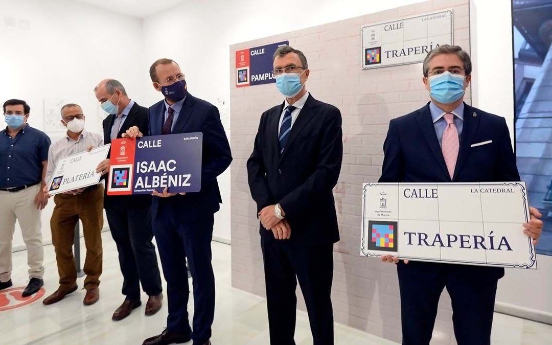 El PSOE acusa al PP de hacer un uso “caprichoso”del dinero público colocando placas que dañan edificios históricos protegidos