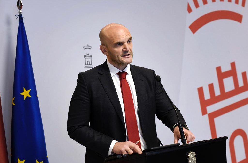 Lorca: “El concejal Ballesta se ha embolsado 35.000 euros de los murcianos y murcianas por estar callado”